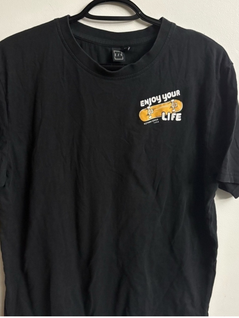 Z/C Enjoy Your Life Graphic Tee - Black large - Picture 3 of 6